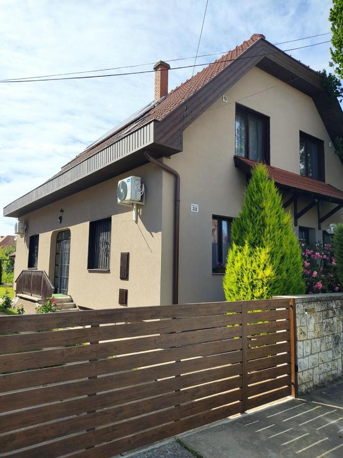 Arnika Vendégház Hajdúszoboszló Exterior foto